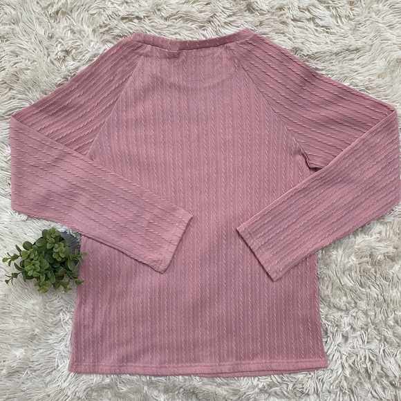 Boutique Cable Pattern Top ๐ Pink - Picture 3 of 11